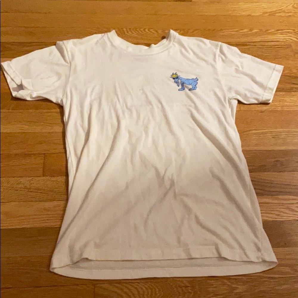 White goat t shirt